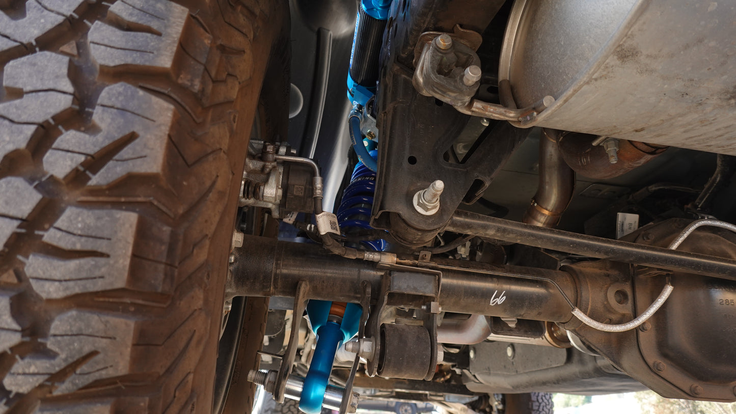 KING SHOCKS 21-22 Ford Bronco 2.5" Remote Reservoir Coil Over w/Adjusters REAR
