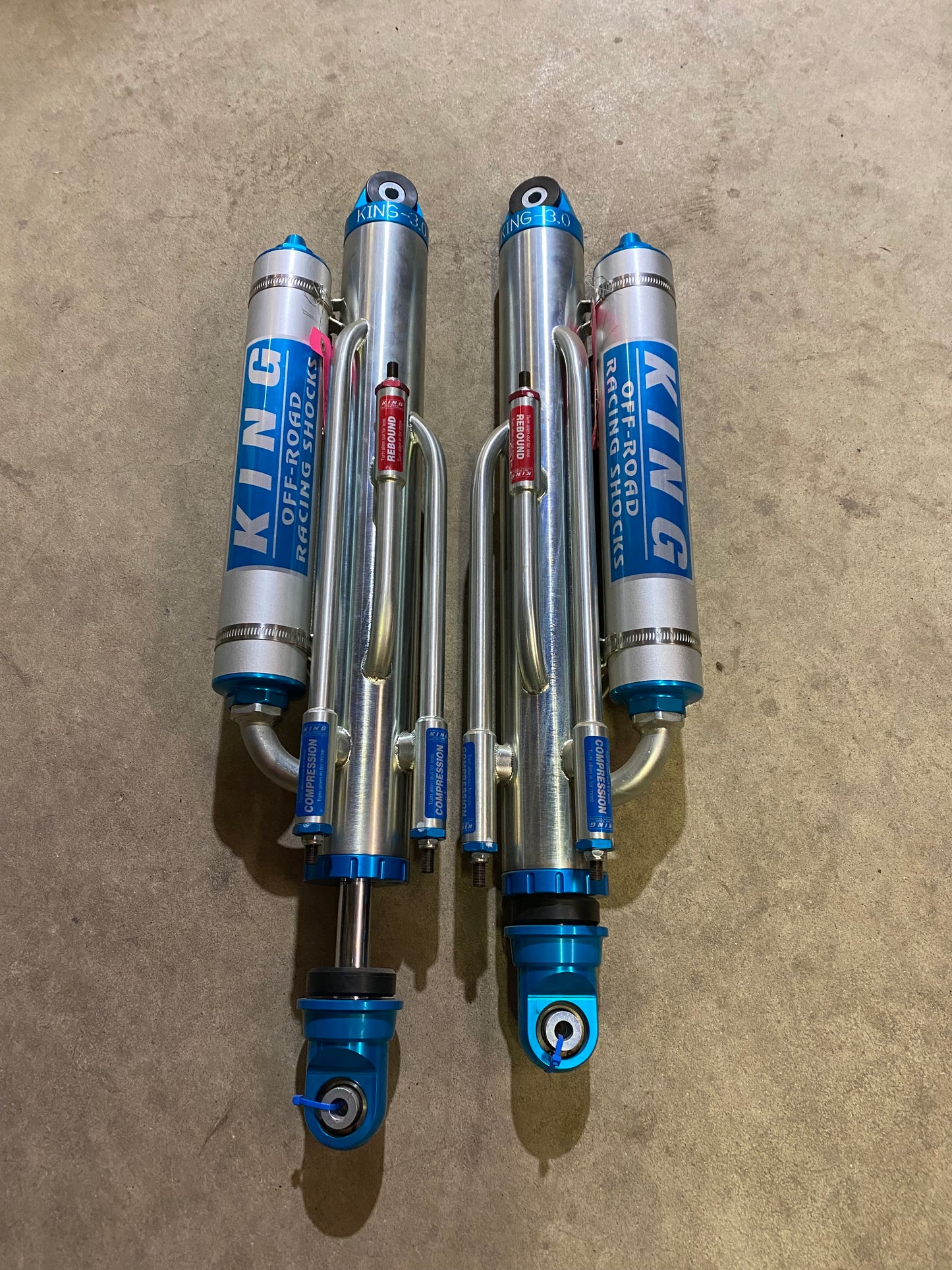 King Race 3.0 x 16 4 Tube Bypass Shocks