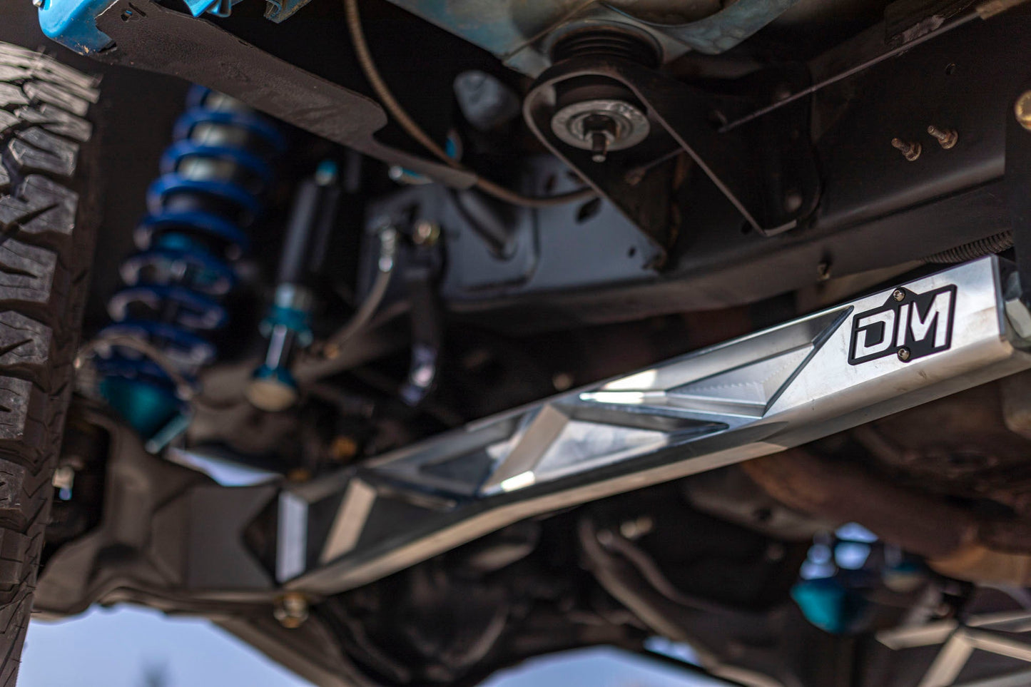 Desolate Motorsports BILLET (Stock Width) 2.5" Shock Front & Rear Package (Long Travel)