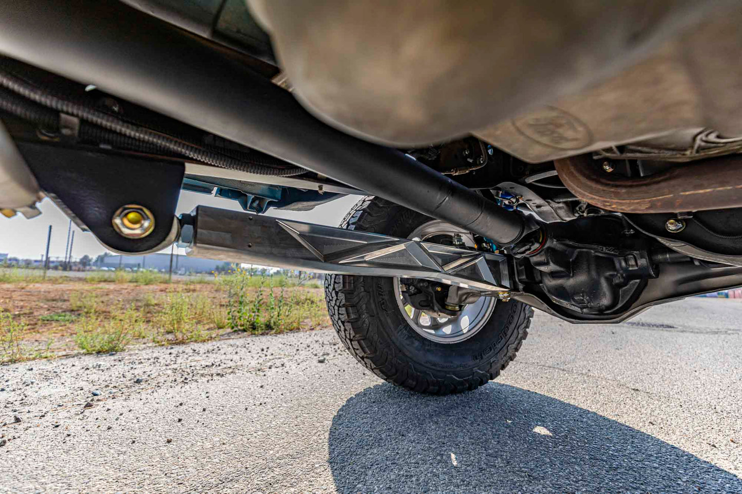 Desolate Motorsports BILLET (Stock Width) 2.5" Shock Front & Rear Package (Long Travel)