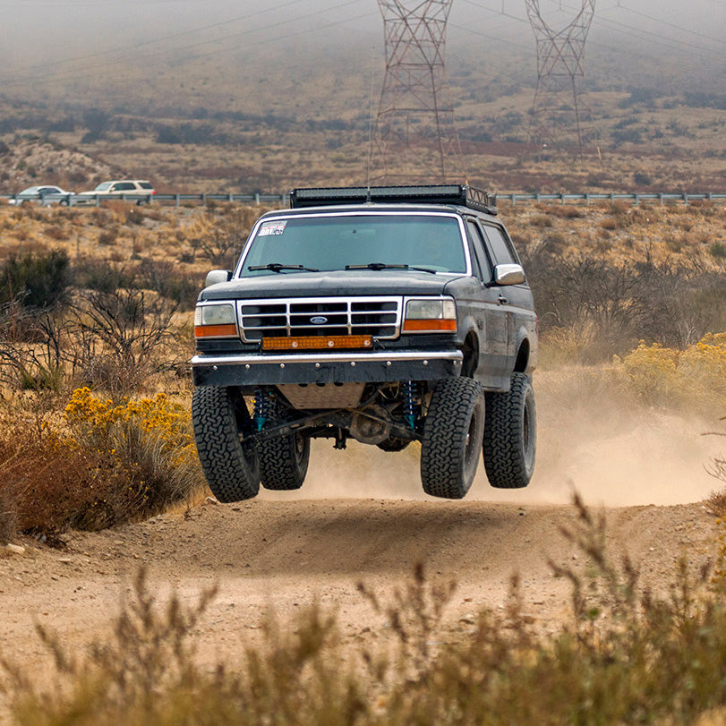 Desolate Motorsports BILLET (Stock Width) 2.5" Shock Front & Rear Package (Long Travel)
