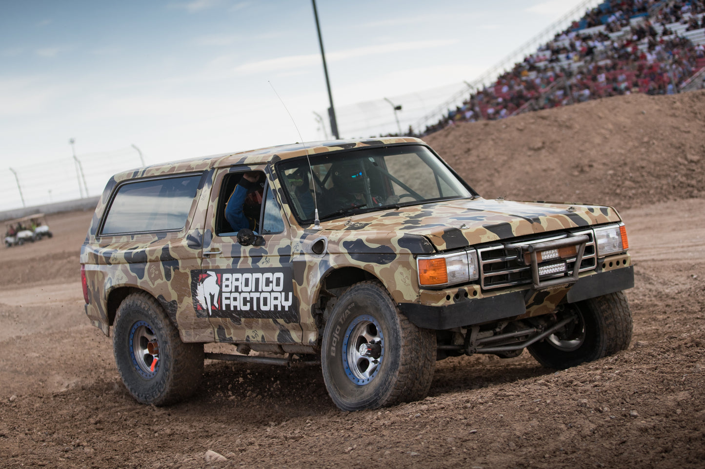 Mike in his OG Bronco showing off the Rugged Ford Series Antenna Mount